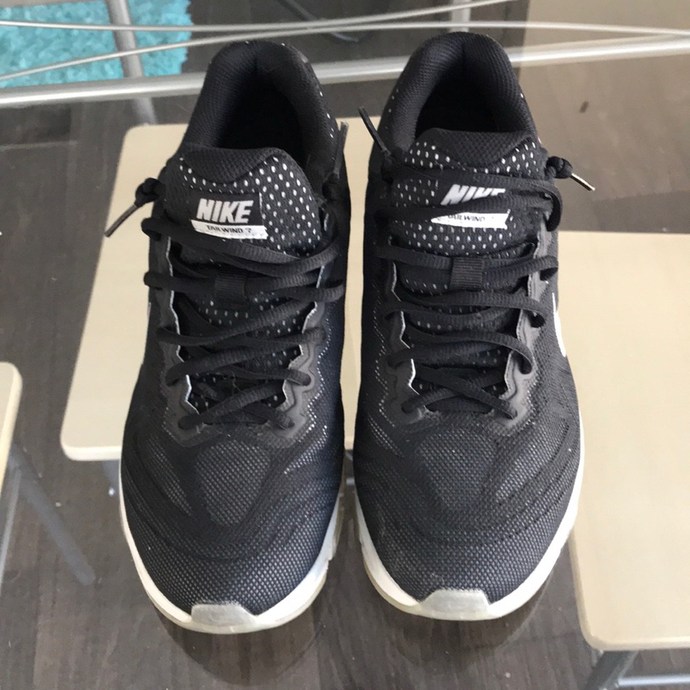 Nike Tail Wind 7